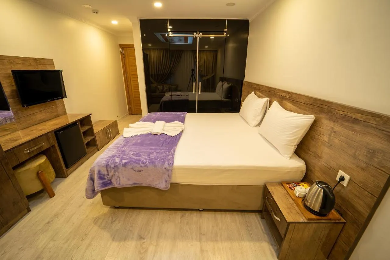 Zin Hotel Istambul 3*,